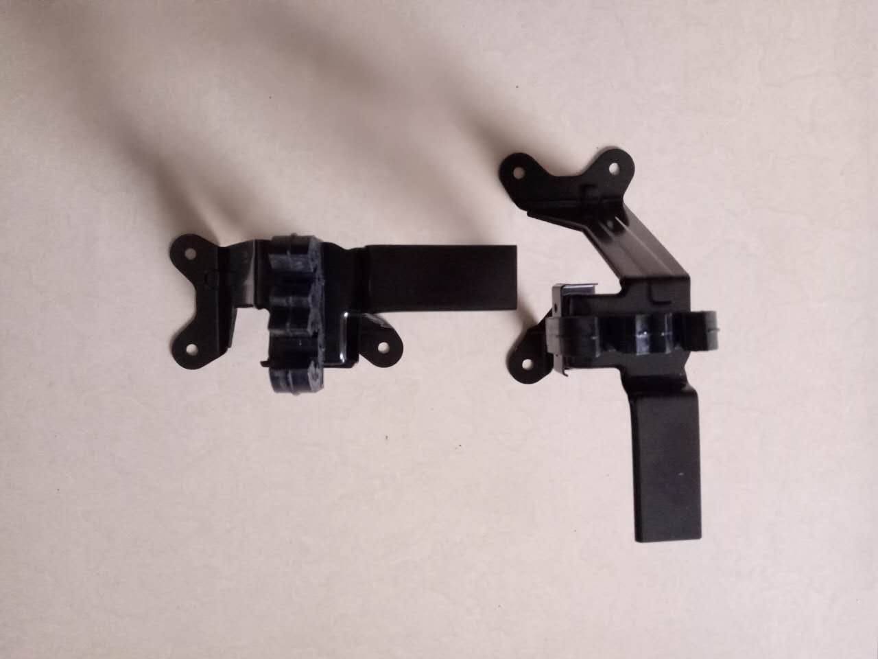 SAH-制冷管路支架总成